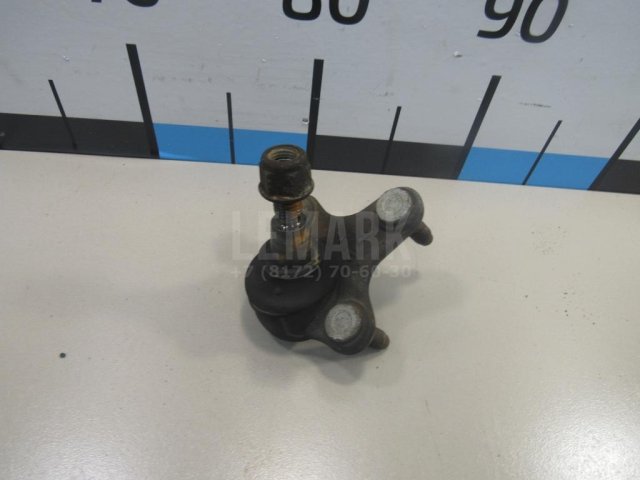 Опора шаровая правая передней подвески