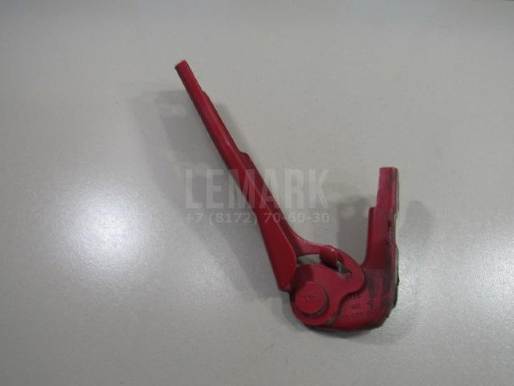 Петля капота левая