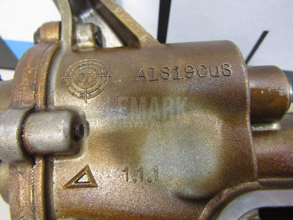 Насос масляный