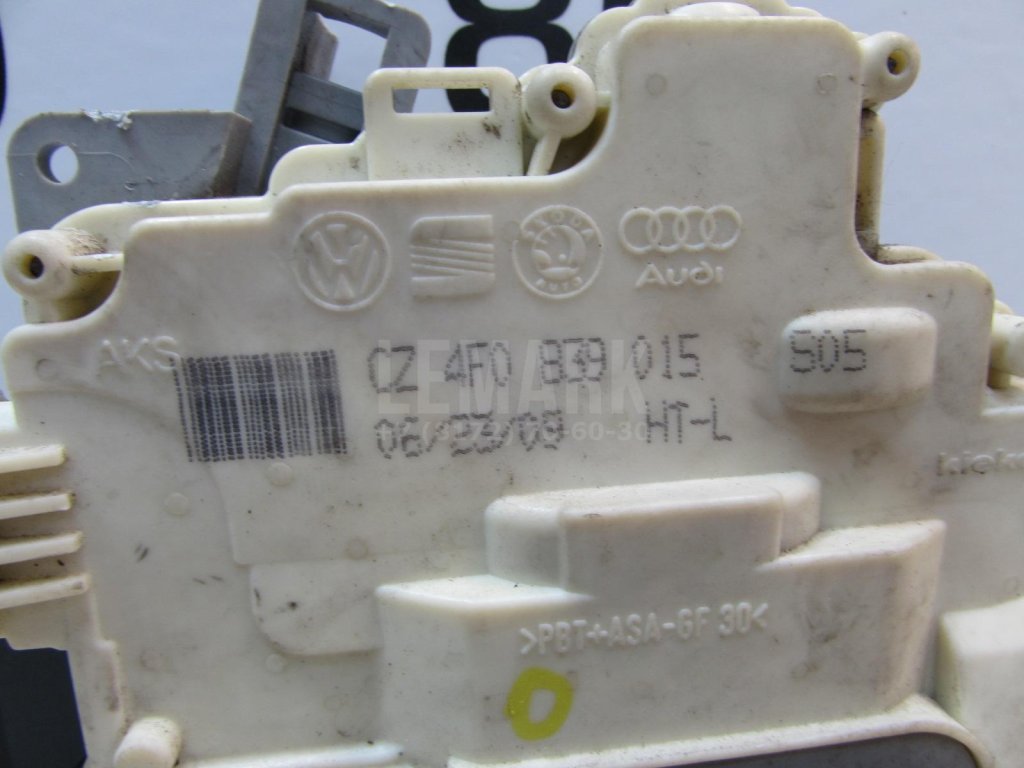 Замок двери задней левой