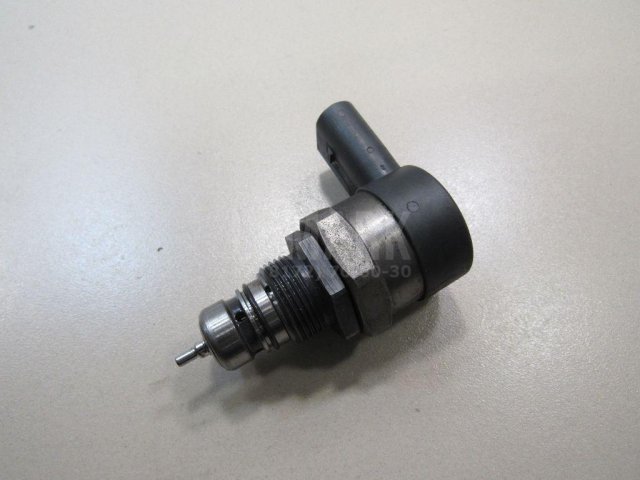 Регулятор давления топлива