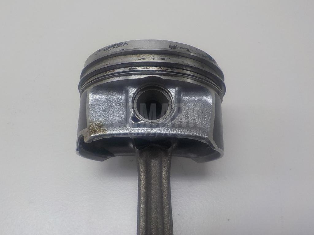 Поршень с шатуном