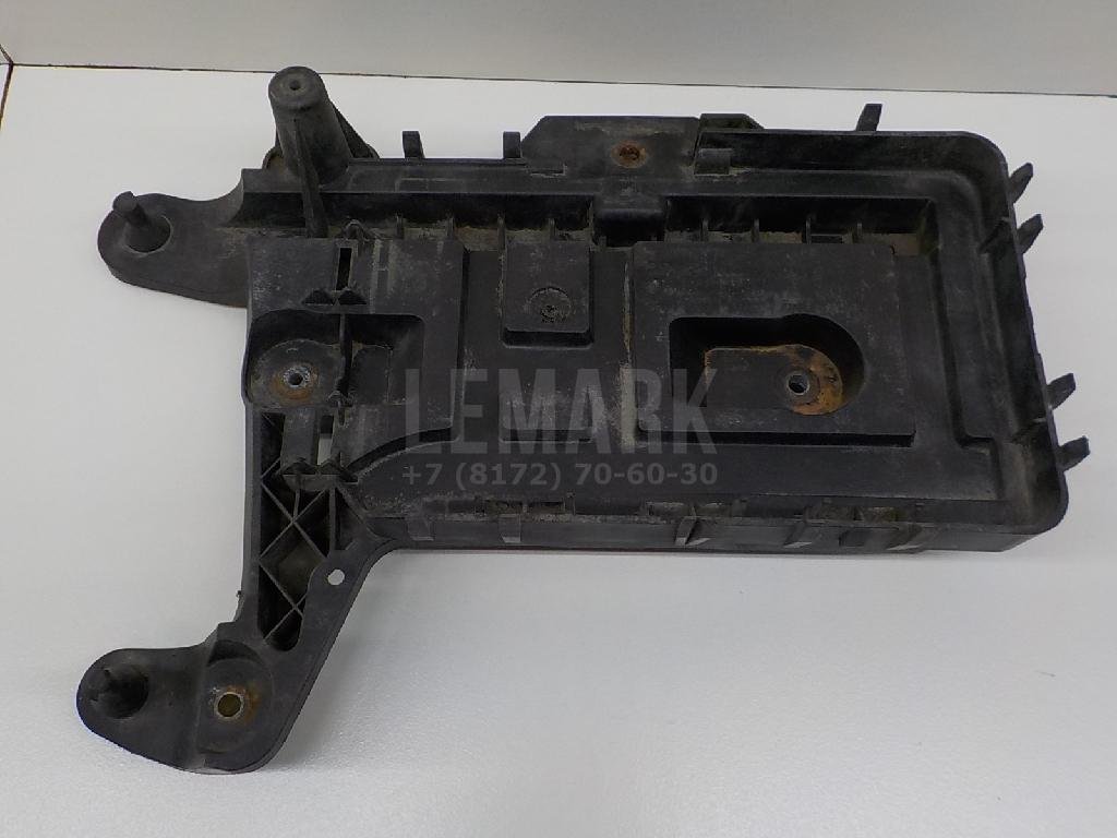 Крепление АКБ (корпус/подставка)