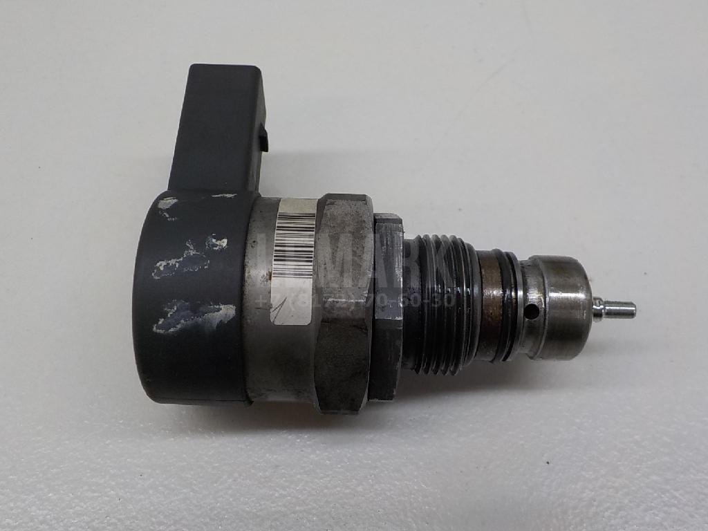 Регулятор давления топлива