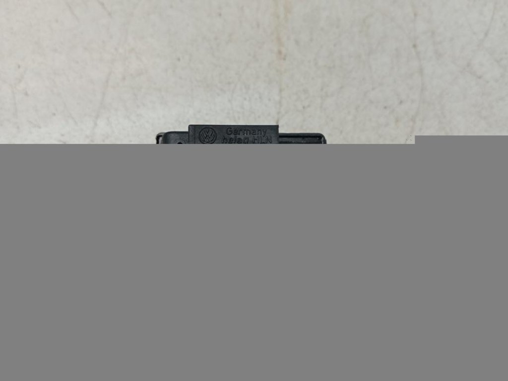 Кнопка центрального замка