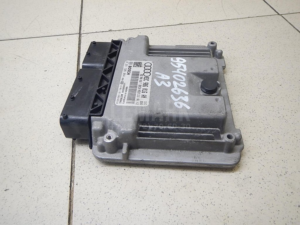 Блок управления двигателем