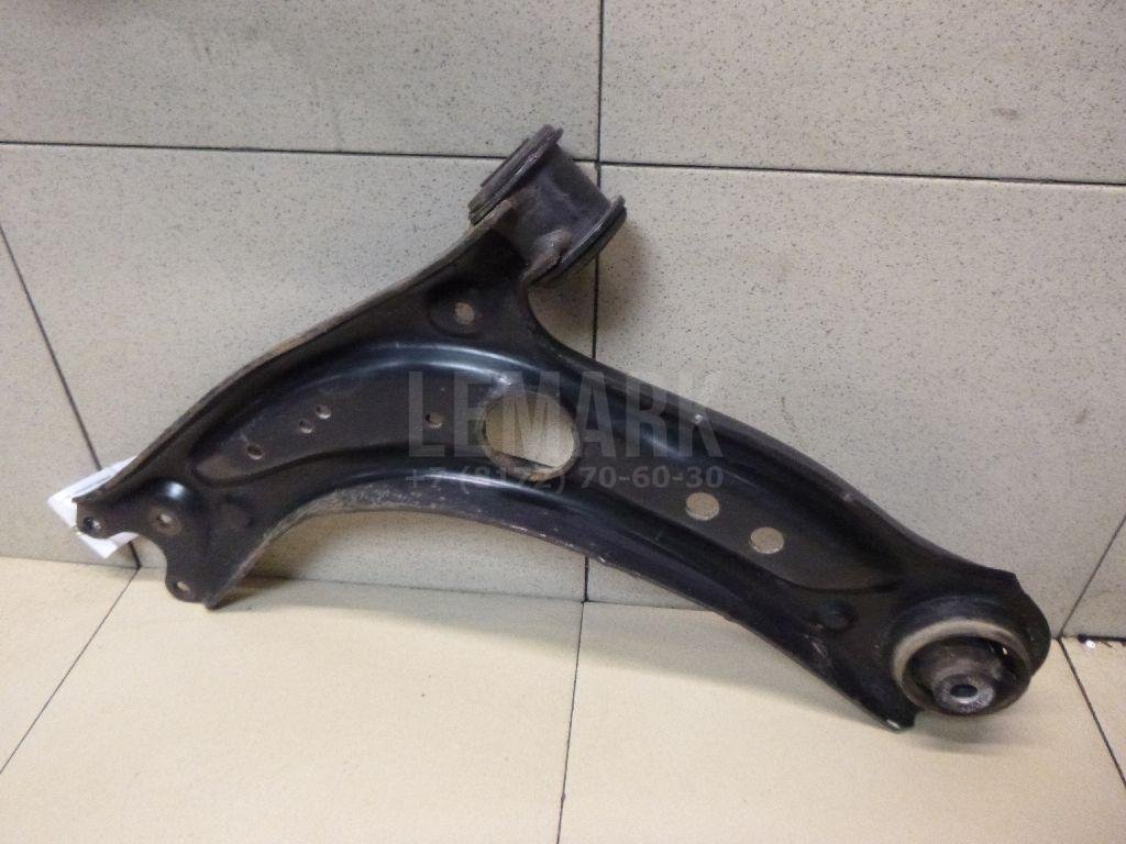Рычаг передний правый
