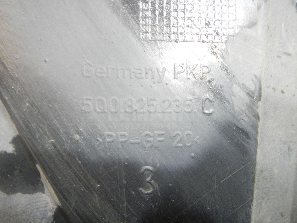 Пыльник двигателя центральный