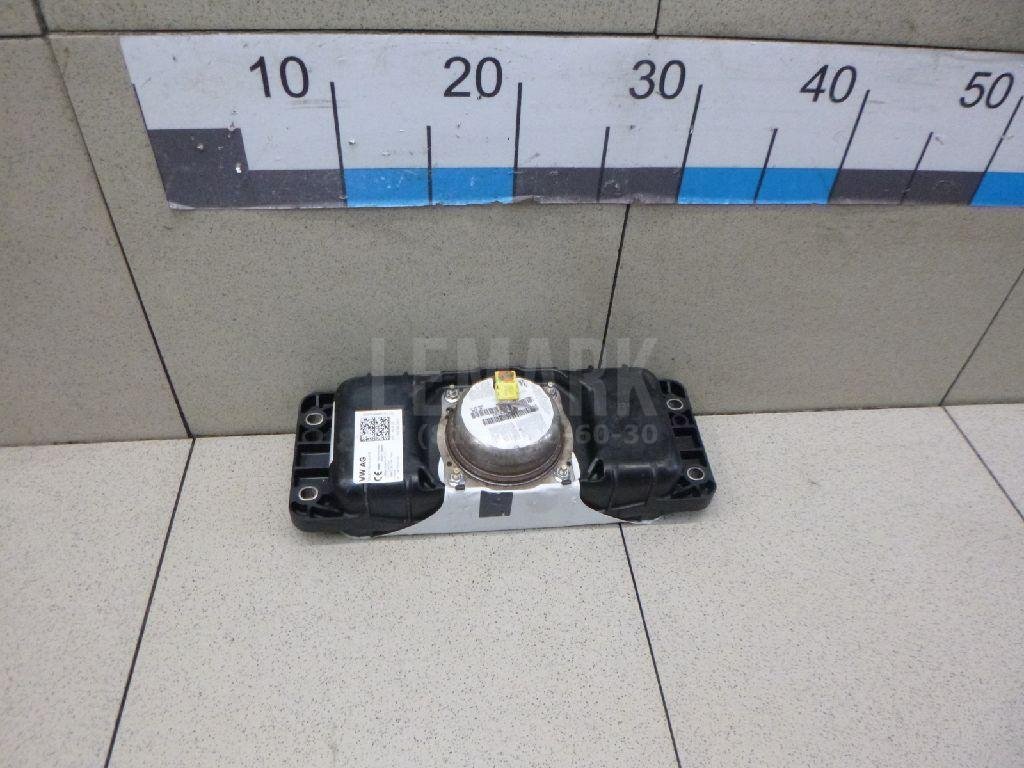 Подушка безопасности пассажирская (в торпедо)