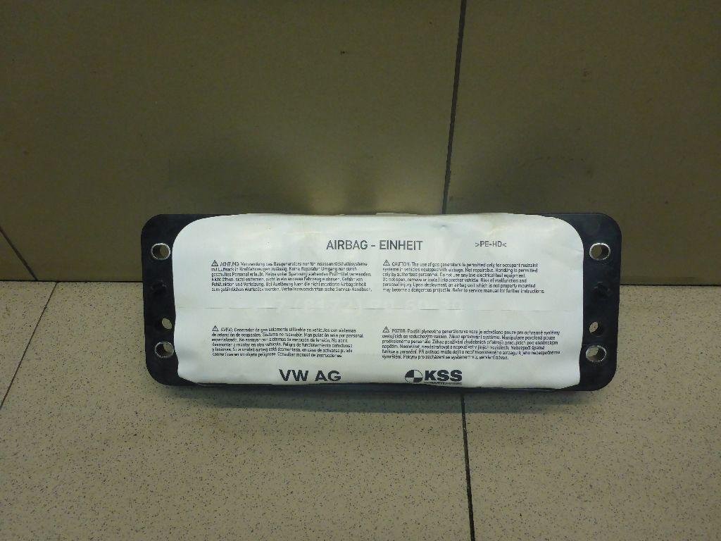 Подушка безопасности пассажирская (в торпедо)