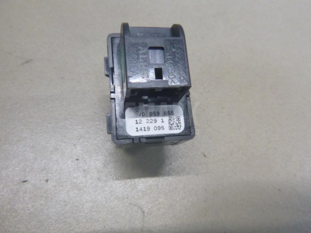 Кнопка стеклоподъемника