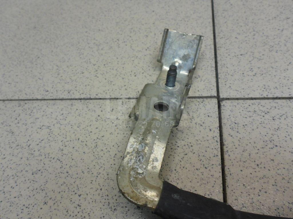 Клемма аккумулятора минус