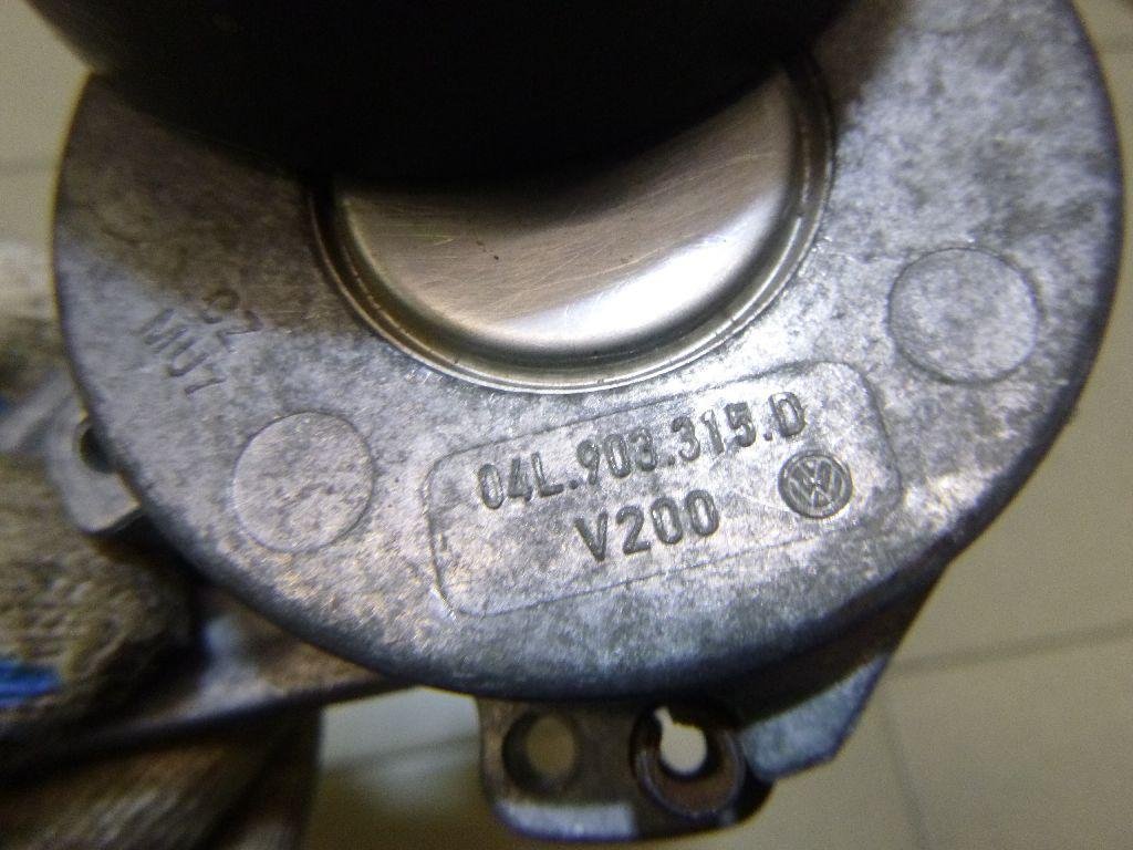 Ролик-натяжитель ручейкового ремня