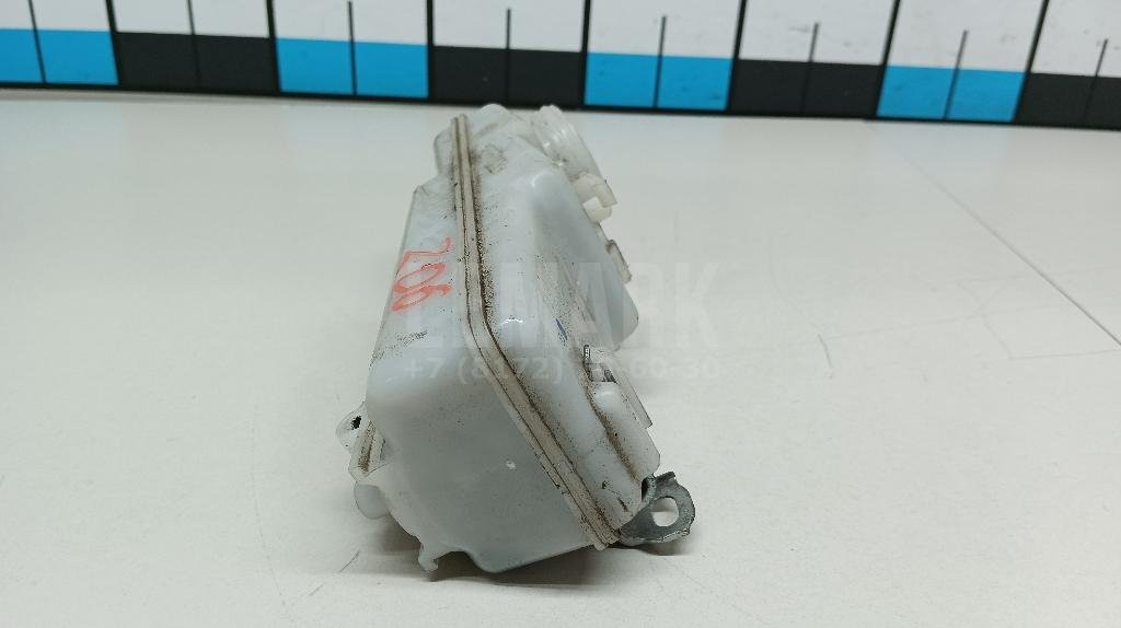 Бачок главного тормозного цилиндра