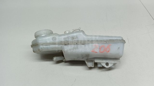 Бачок главного тормозного цилиндра