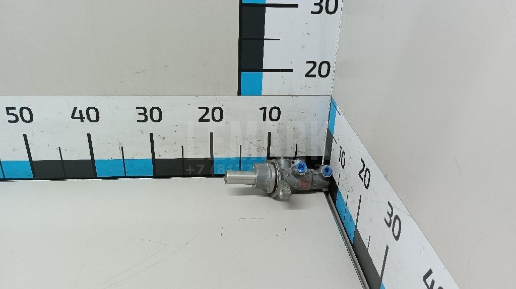 Цилиндр тормозной главный