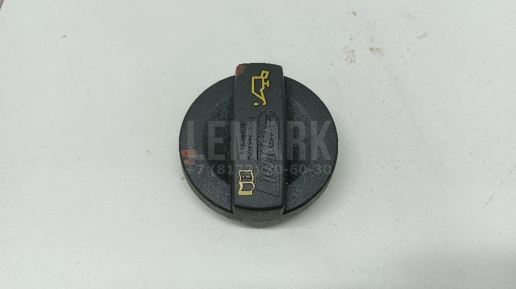 Крышка маслозаливной горловины