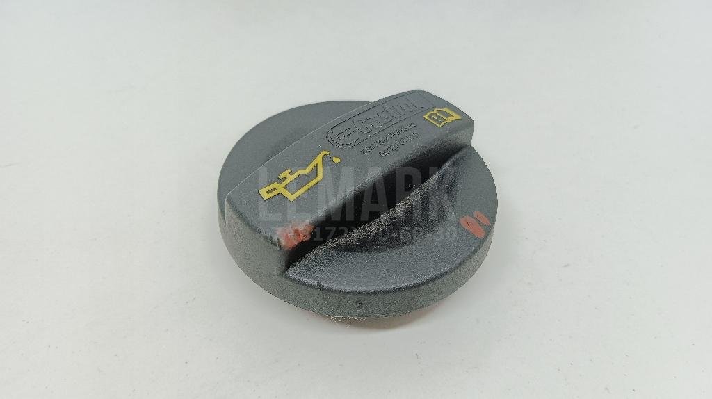 Крышка маслозаливной горловины