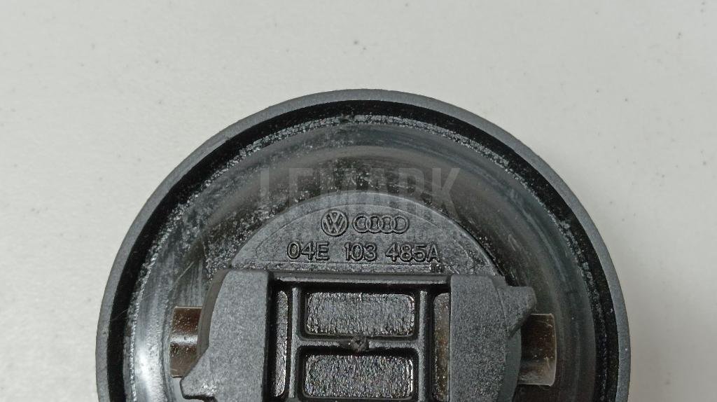 Крышка маслозаливной горловины