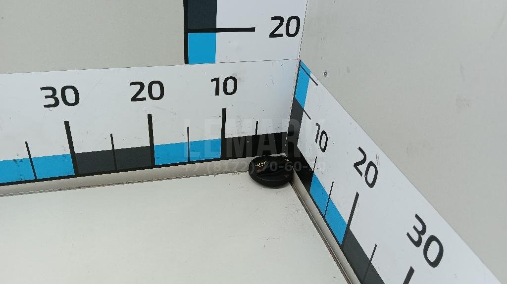 Крышка маслозаливной горловины