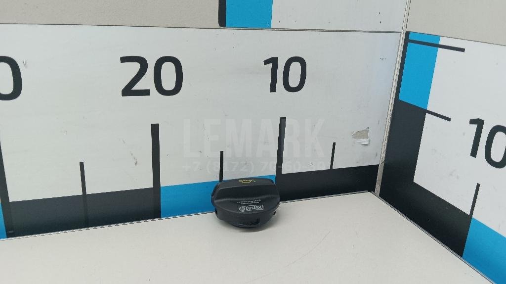 Крышка маслозаливной горловины