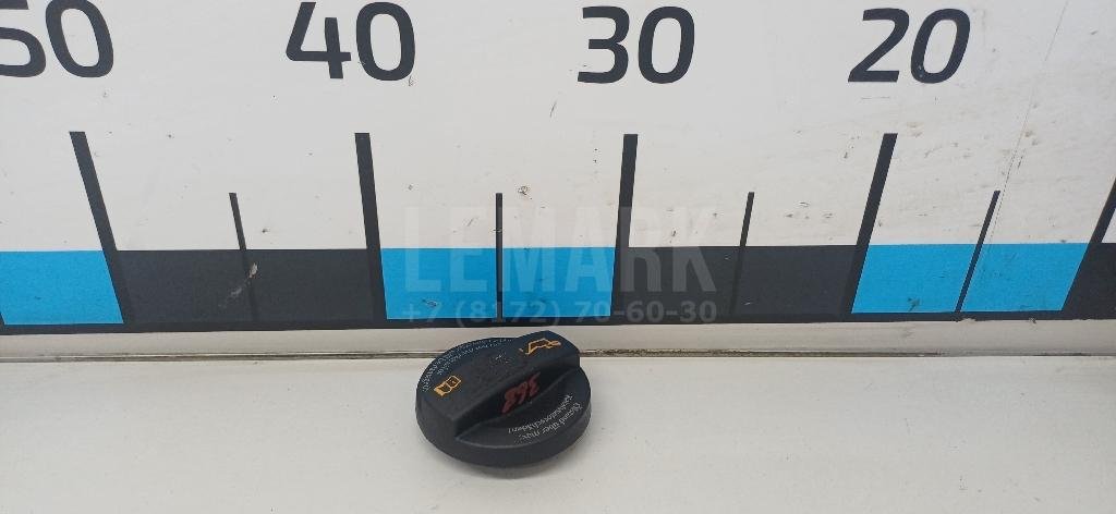 Крышка маслозаливной горловины