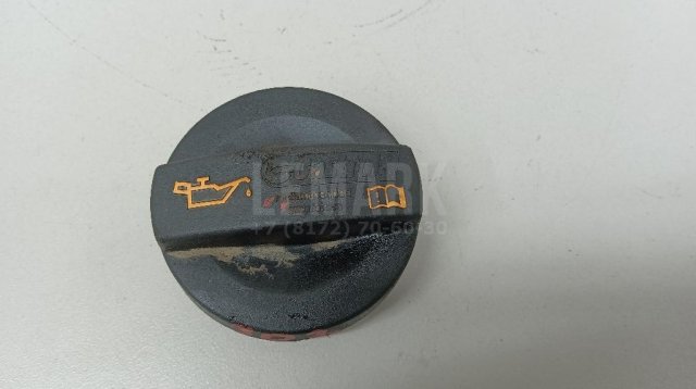 Крышка маслозаливной горловины