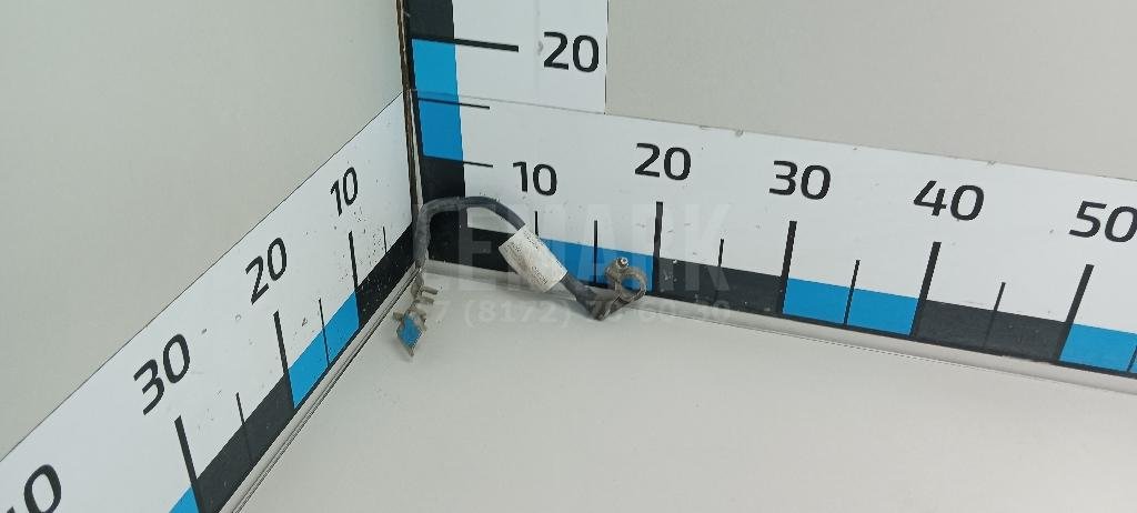 Клемма аккумулятора минус