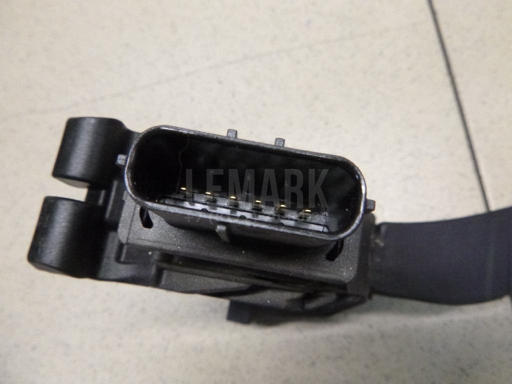 Педаль газа