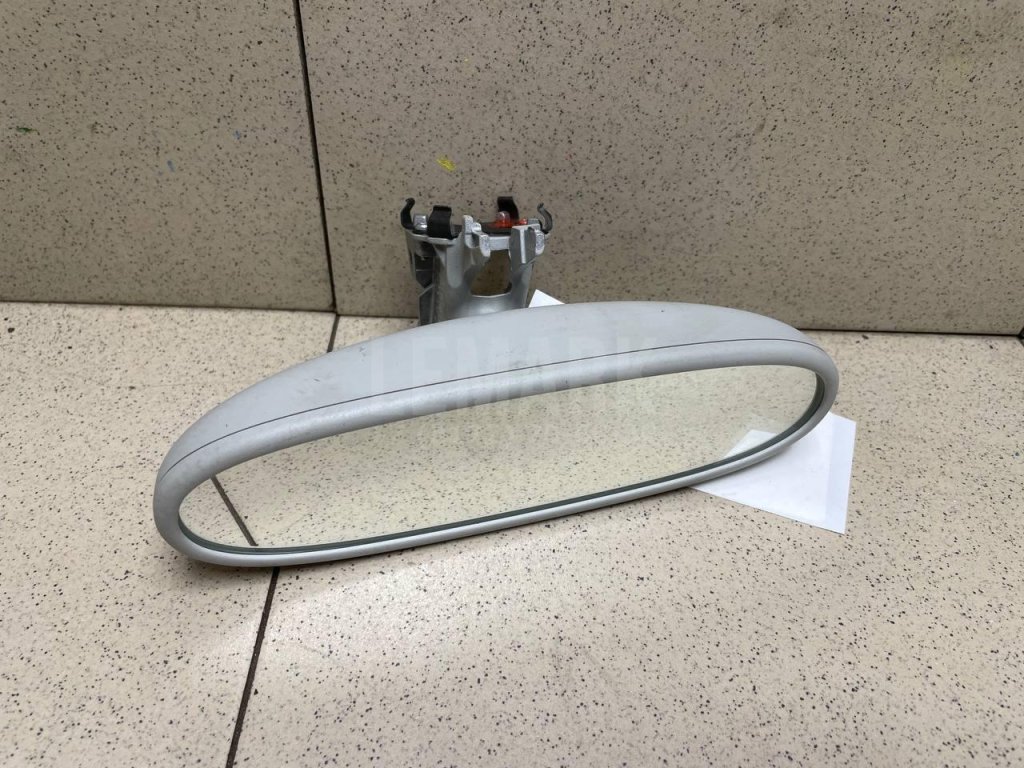 Зеркало заднего вида