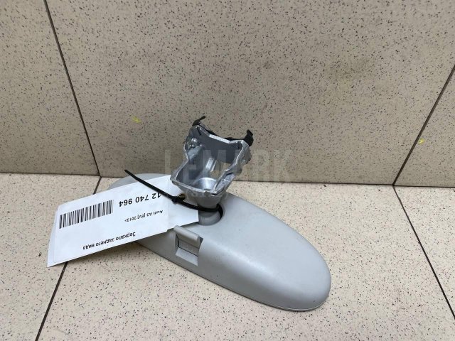 Зеркало заднего вида