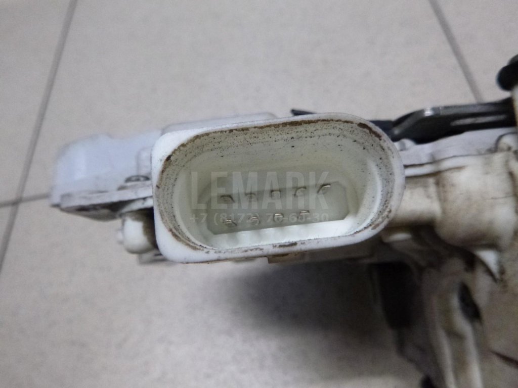 Замок двери задней правой