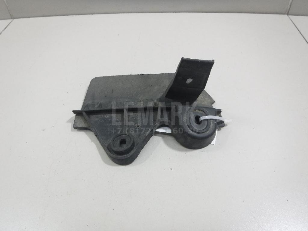 Брызговик задний правый