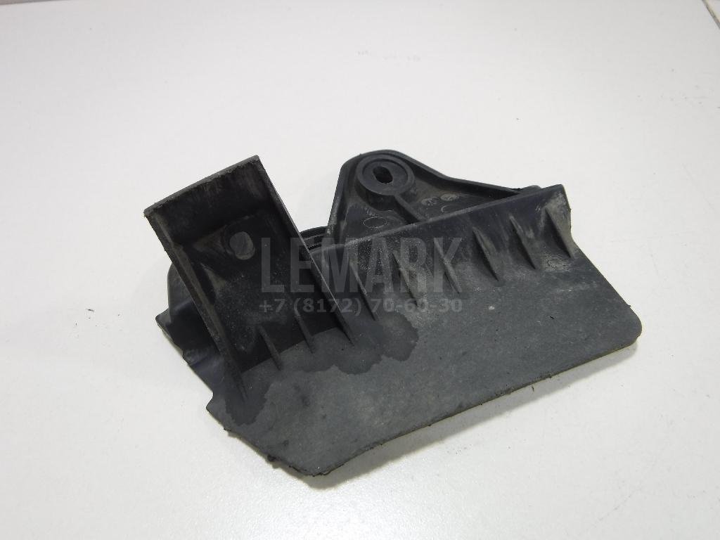 Брызговик задний правый