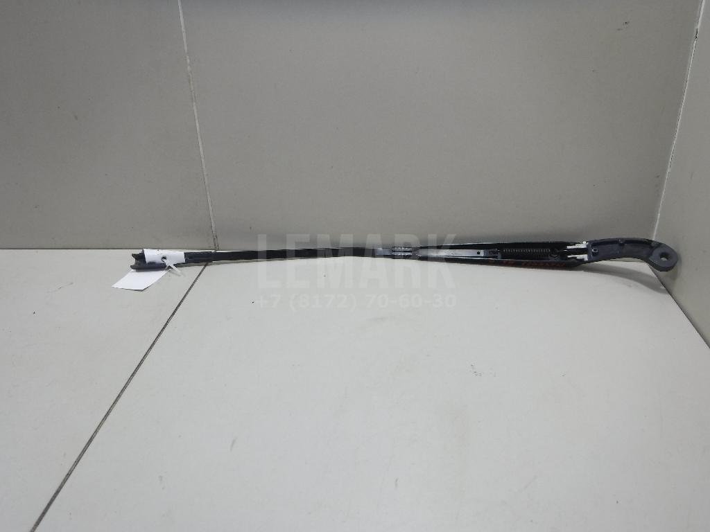 Поводок стеклоочистителя передний правый