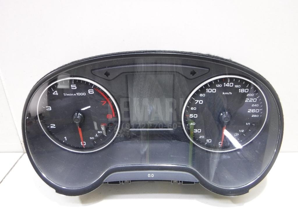 Панель приборов