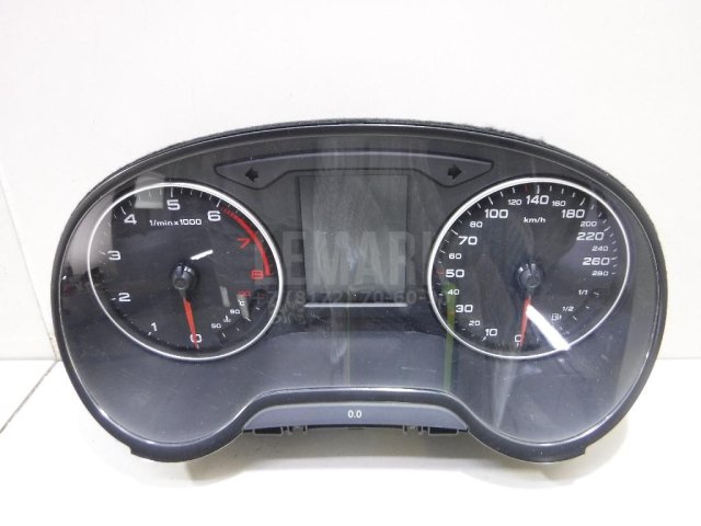 Панель приборов