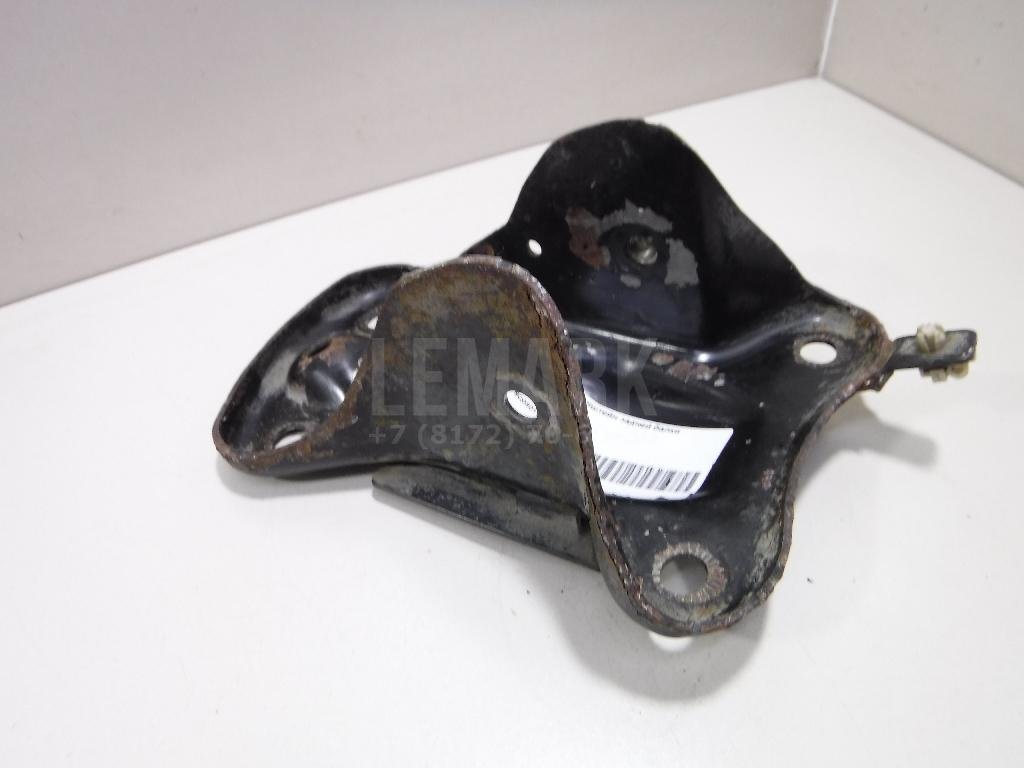 Кронштейн задней балки