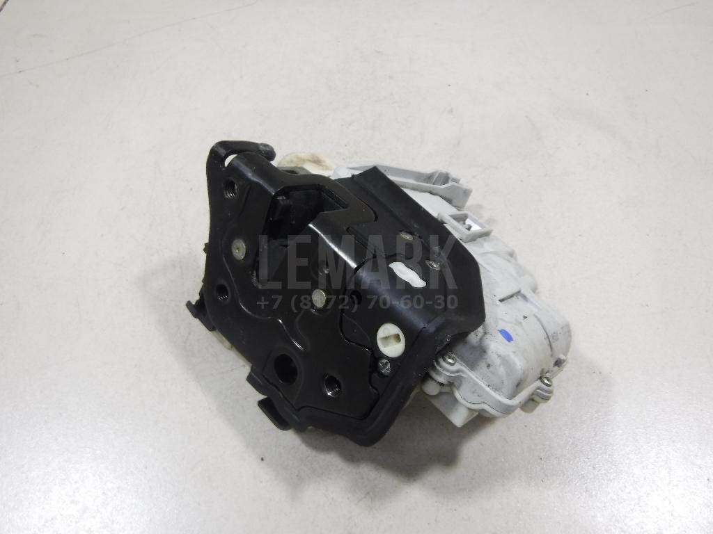 Замок двери задней правой