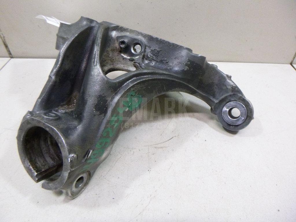 Кулак поворотный передний правый