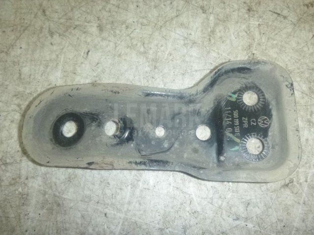 Кронштейн передней балки