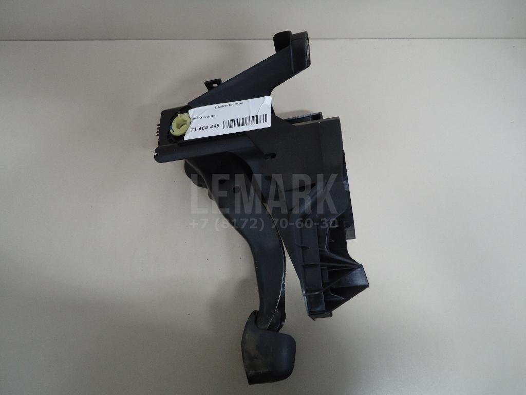 Педаль тормоза