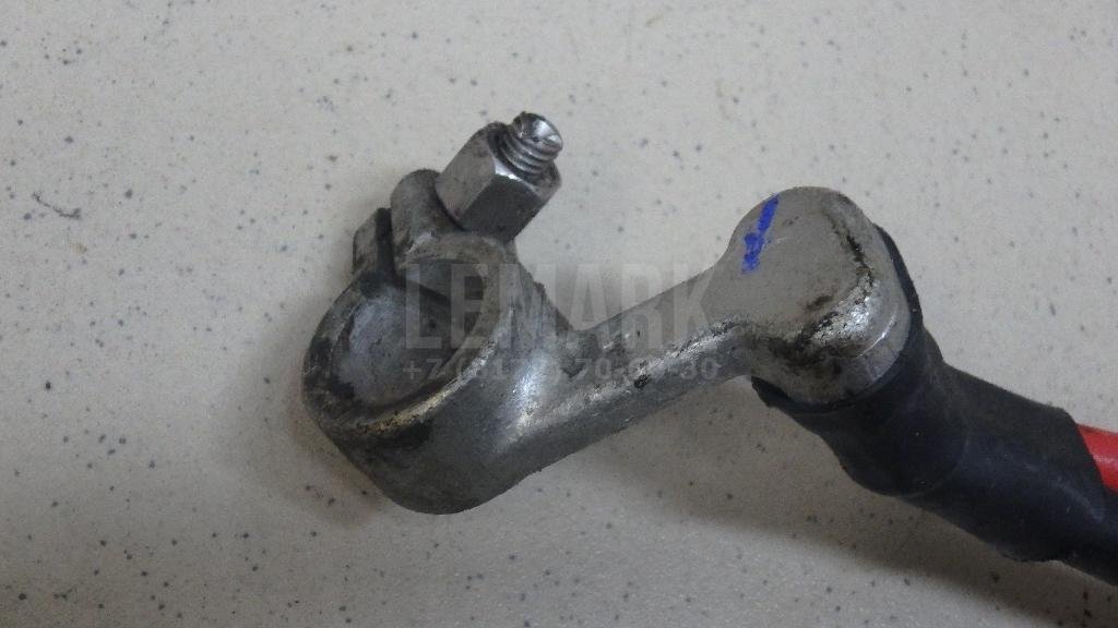 Клемма аккумулятора плюс