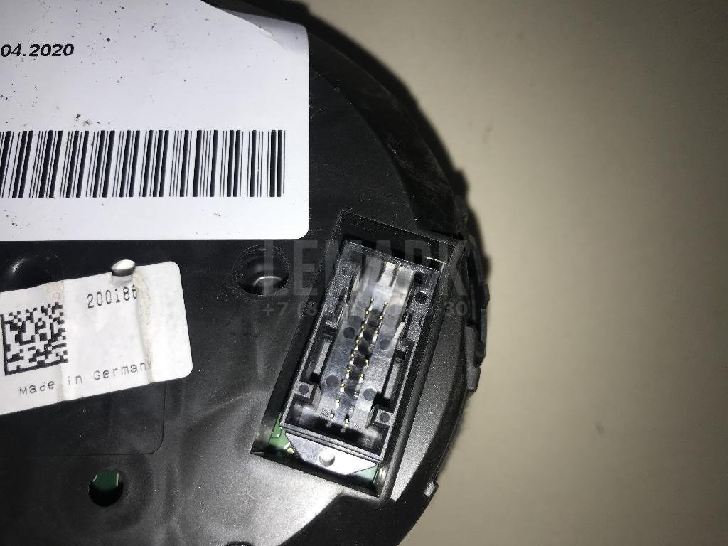 Панель приборов