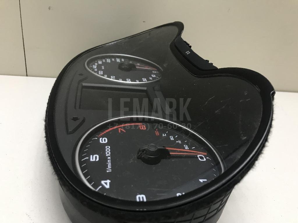 Панель приборов