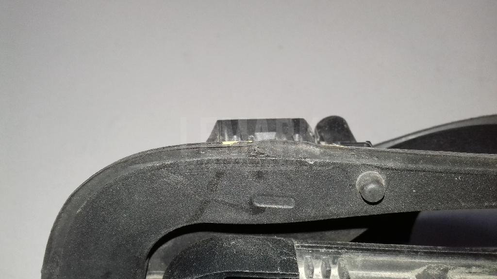 Ниша лючка бензобака