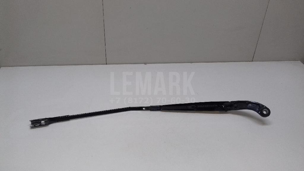 Поводок стеклоочистителя передний правый