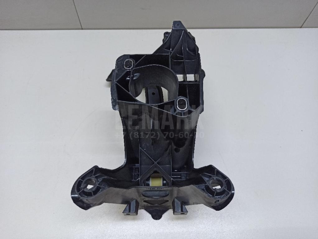 Педаль тормоза