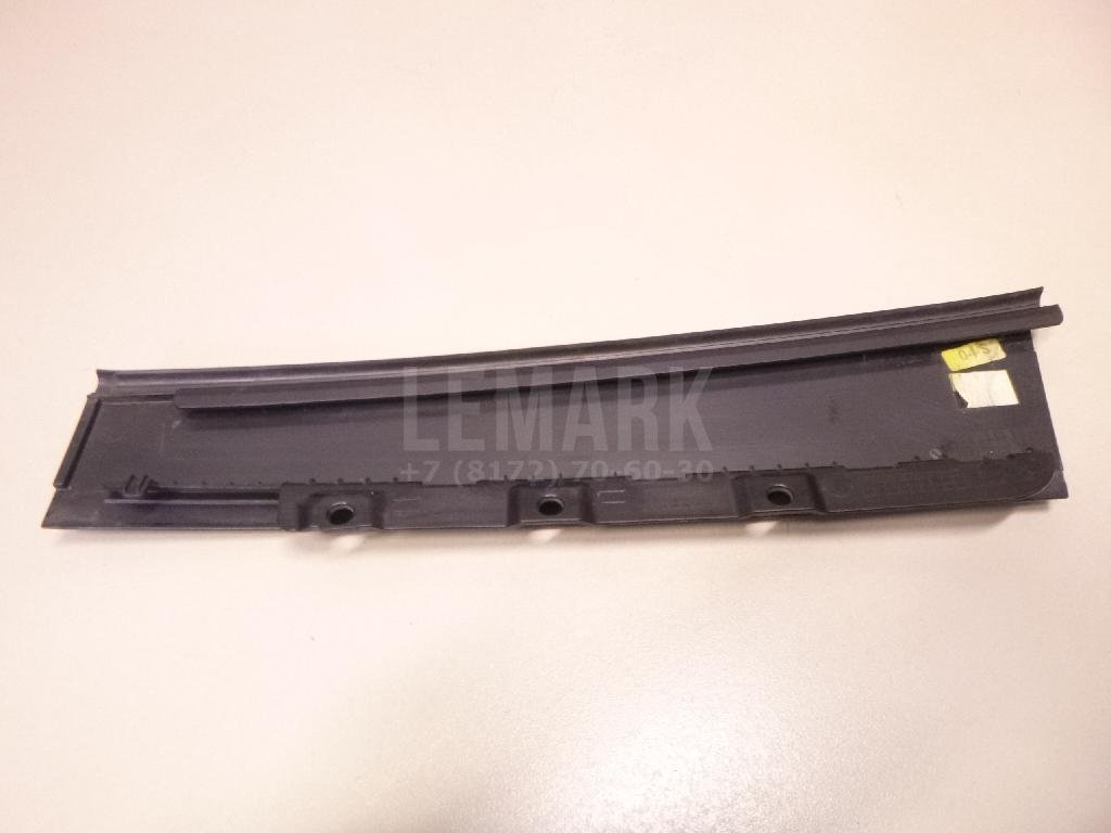 Накладка двери задней левой