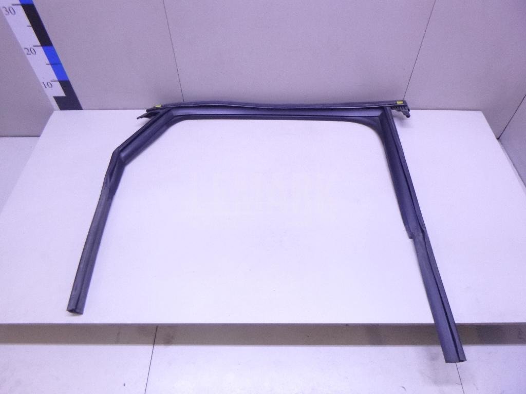 Уплотнитель стекла двери для  Alfa Romeo 166 1998-2007